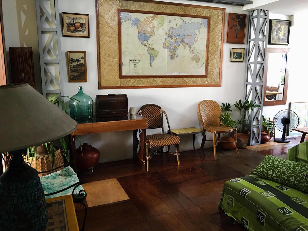 Humble Hut Hostel Manilla Buitenkant foto