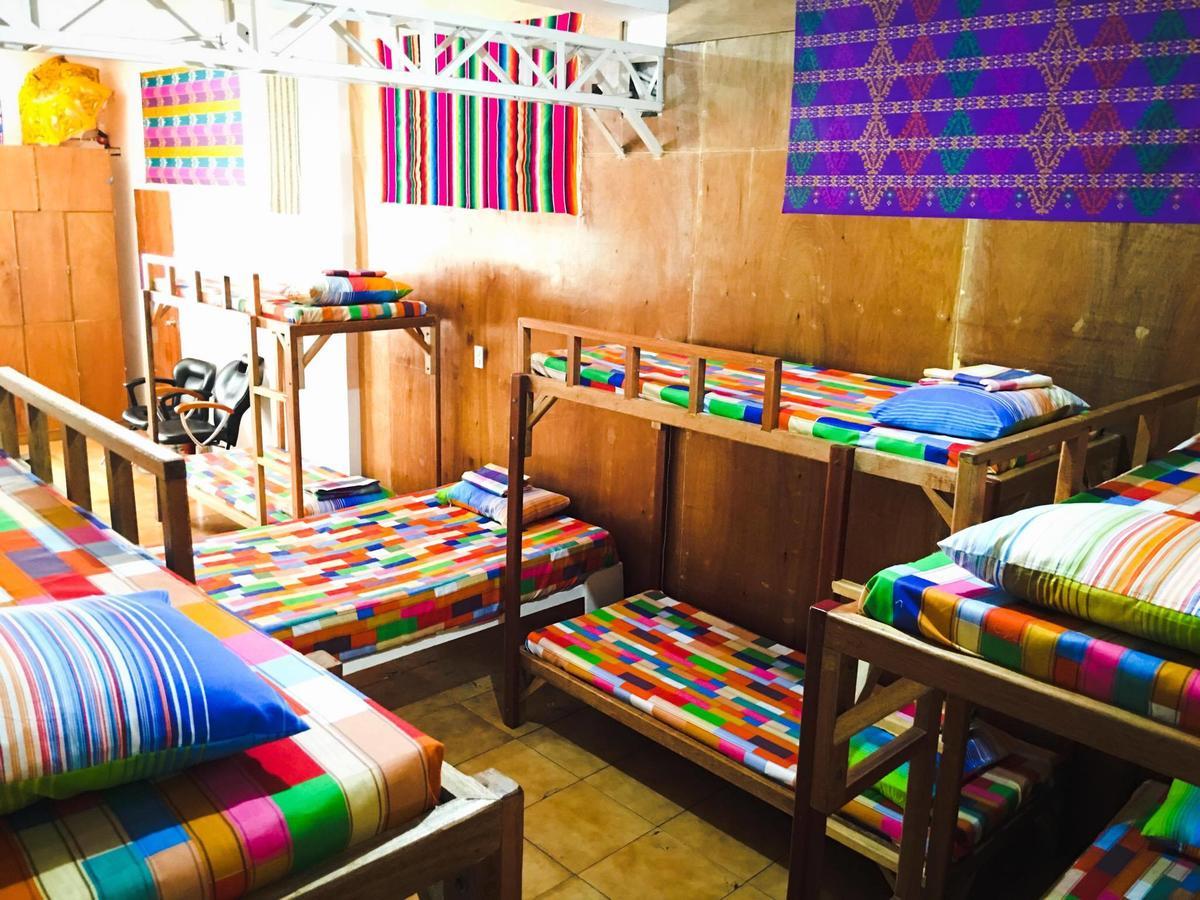 Humble Hut Hostel Manilla Buitenkant foto